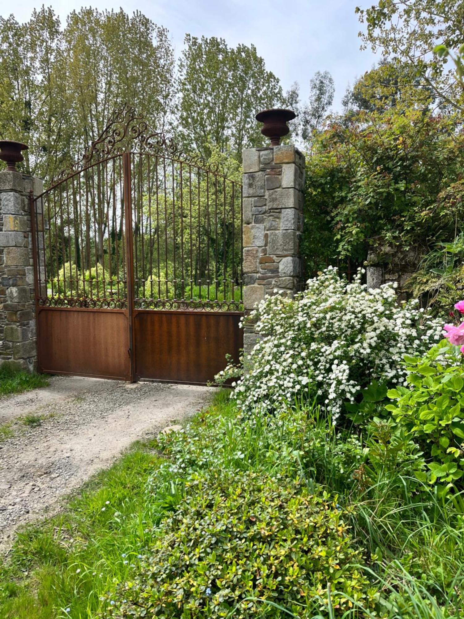 Domaine Du Tertre Ychot Hotell Dol-de-Bretagne Exteriör bild