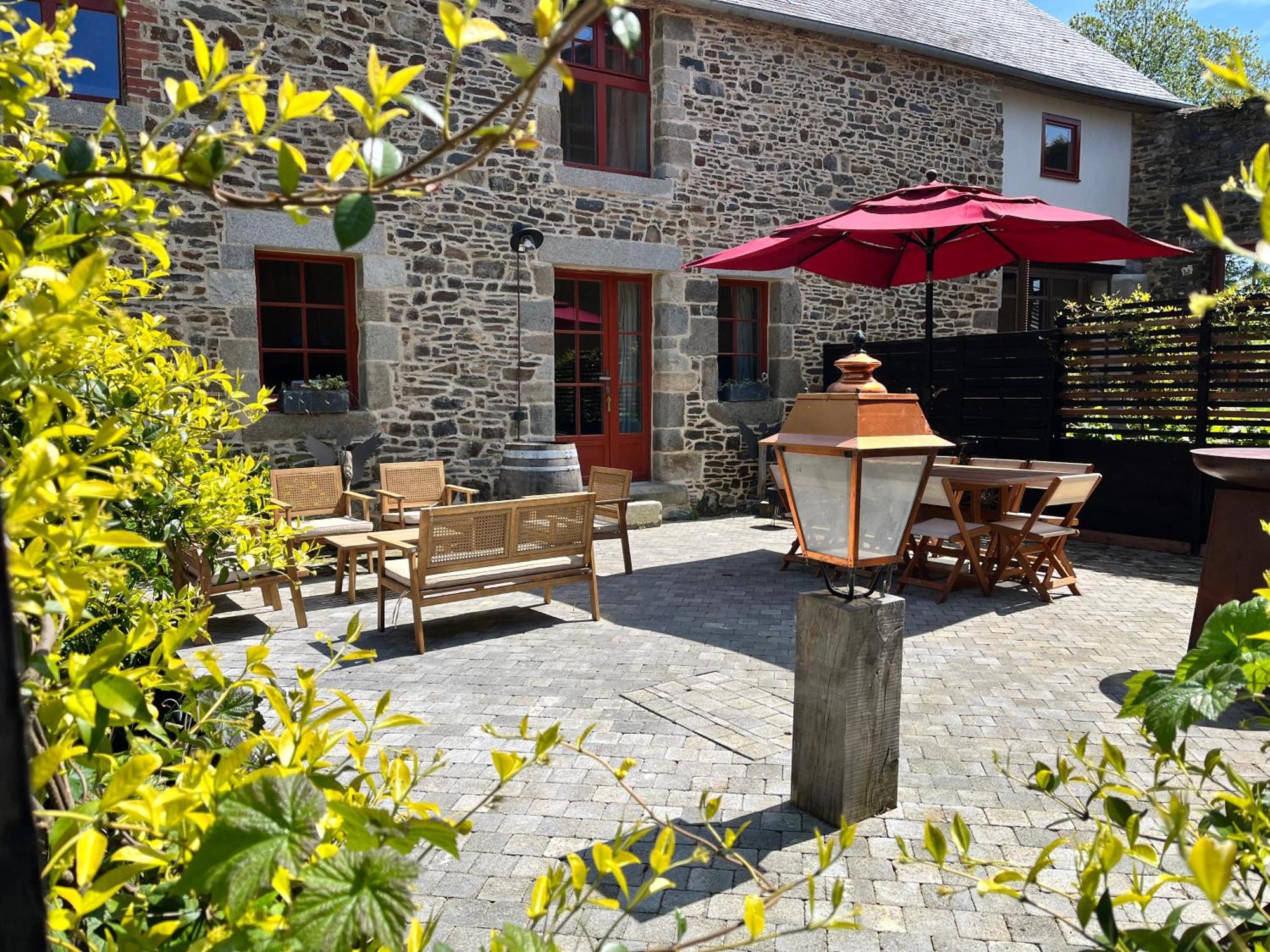 Domaine Du Tertre Ychot Hotell Dol-de-Bretagne Exteriör bild